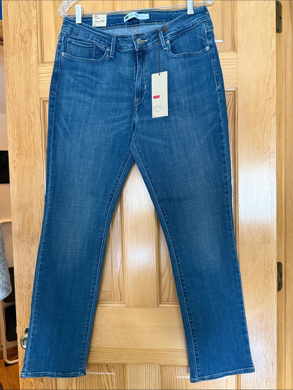 Levi's Women’s Skinny Jeans in Medium Blue Wash